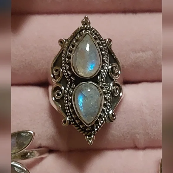 Double Moonstone Vintage Style Ring Size 6 - Picture 2 of 7